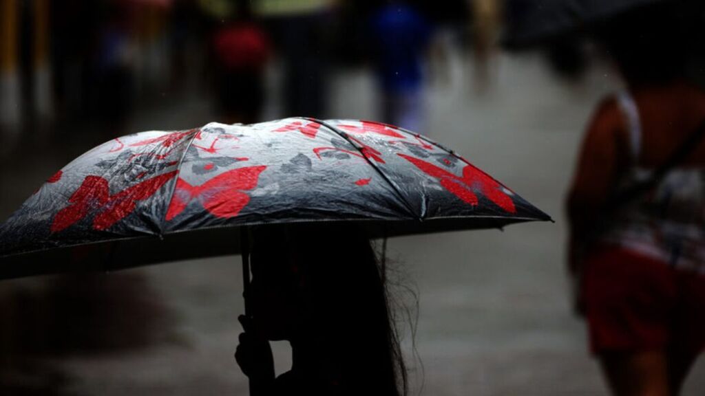 SC tem previsão de pancadas de chuva e possíveis temporais nesta quarta-feira