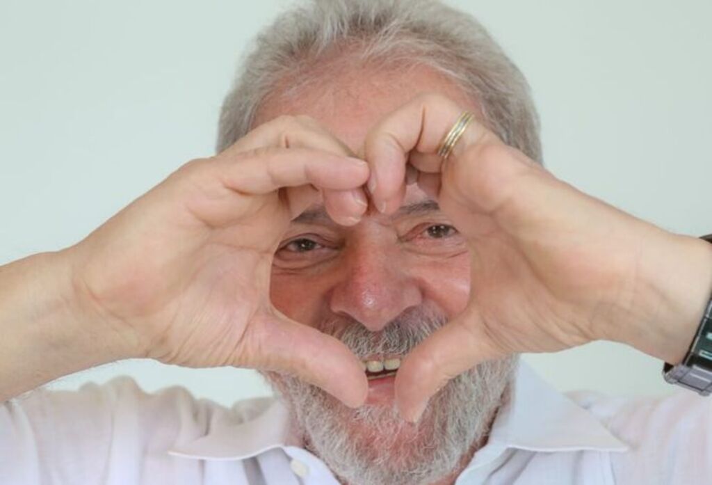 Lula completa 79 anos e se torna o presidente mais velho da história do Brasil