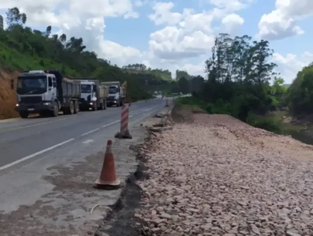 Obras de elevação da BR-470, em Laurentino, já estão em andamento