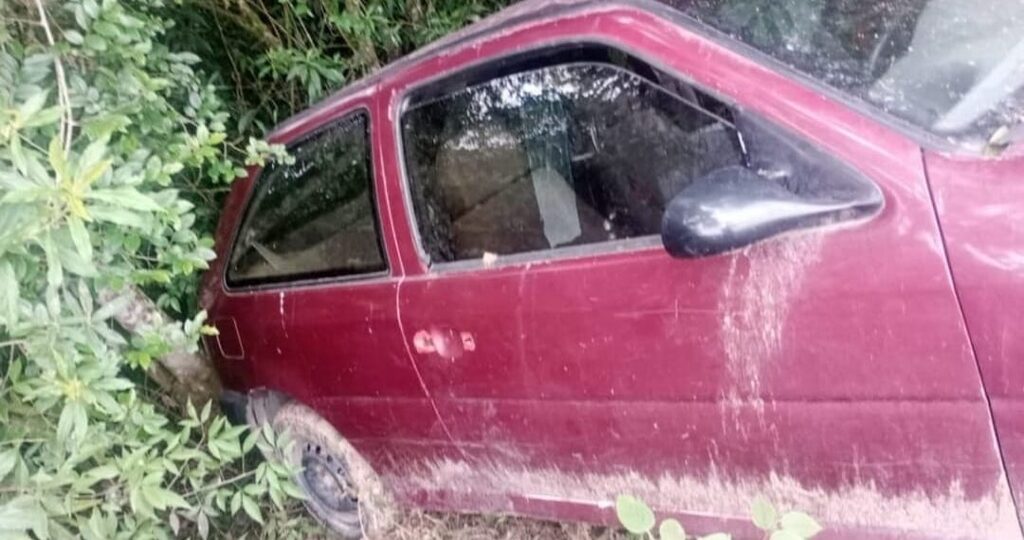 Veículo furtado é recuperado em propriedade rural em Ituporanga