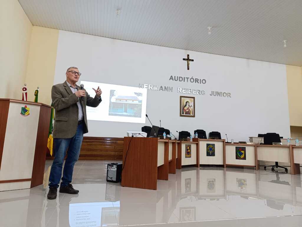 História e cultura de Santa Terezinha ganham novos capítulos com lançamento de livro e documentário