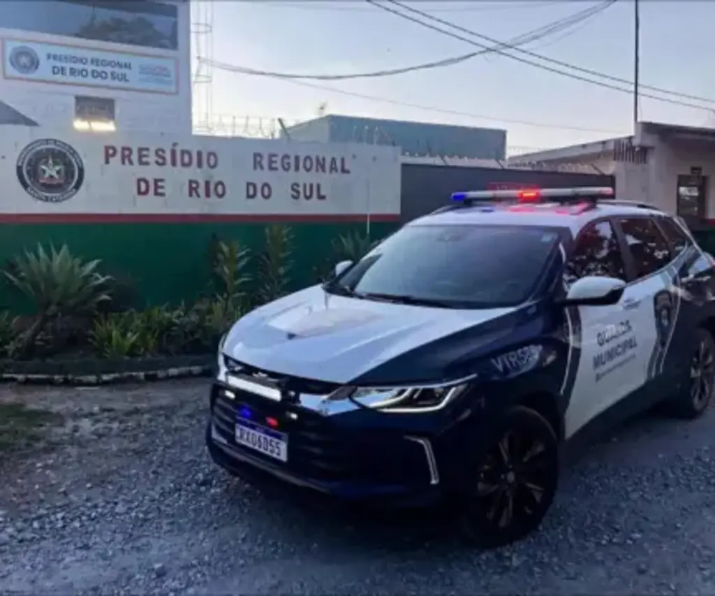 Guarda Municipal cumpre mandado de prisão por descumprimento de medida protetiva em Rio do Sul