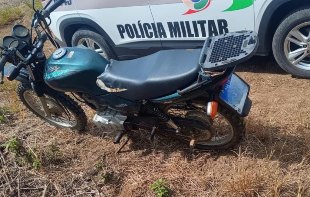 Motocicleta furtada em Santa Terezinha é encontrada em mata em Itaiópolis